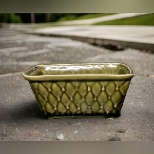Vintage Brush McCoy Pottery USA 100-6 Pottery Olive Green Rectangular Planter